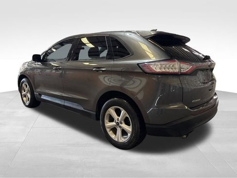 Used 2016 Ford Edge SE image 3