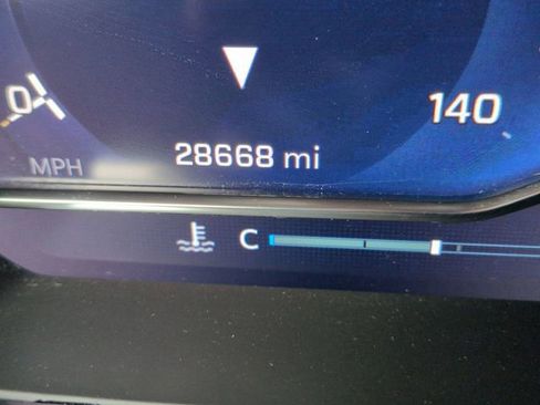 Used 2024 Chevrolet Silverado 1500 LT Trail Boss w/ Convenience Package II image 14