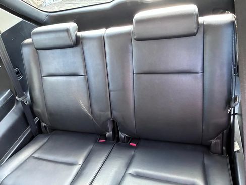 Used 2011 MAZDA CX-9 Touring w/ Moonroof & Bose Audio Pkg FWD image 15