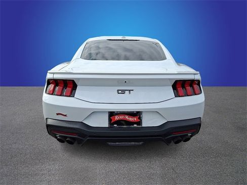 Used 2024 Ford Mustang GT Premium image 6