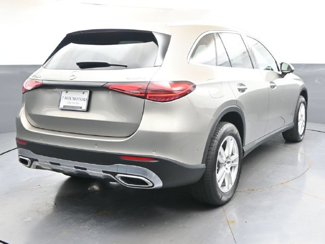 Used 2023 Mercedes-Benz GLC 300 4MATIC image 5