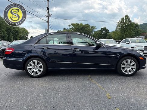 Used 2012 Mercedes-Benz E 350 4MATIC Sedan image 7