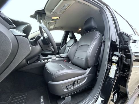 Certified 2025 INFINITI QX50 Pure image 11