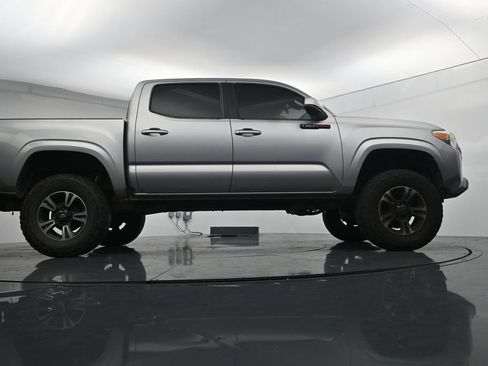 Used 2019 Toyota Tacoma SR w/ SR Convenience Package RWD image 24
