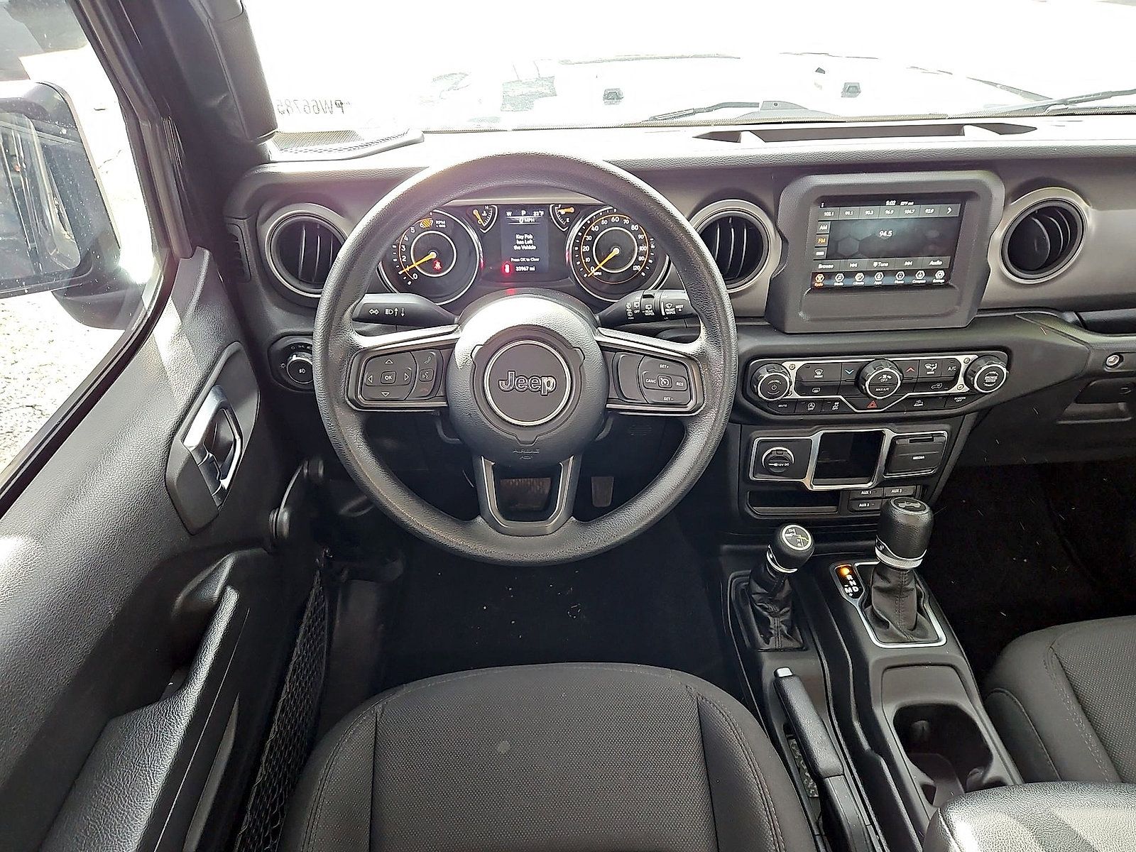 Used 2023 Jeep Wrangler Unlimited Sport AWD/4WD image 21
