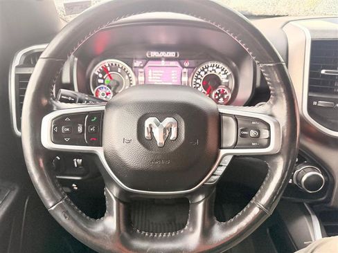 Used 2020 RAM 1500 Big Horn AWD/4WD image 9