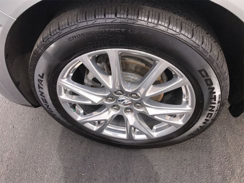 Used 2023 Buick Enclave Essence w/ Experience Buick Package image 10