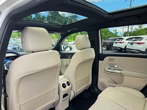 New 2026 Mercedes-Benz GLB 250 4MATIC image 24