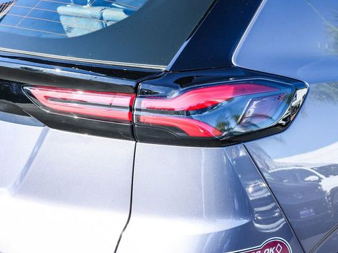 Used 2023 Chevrolet Bolt EUV LT w/ Driver Confidence Package image 11