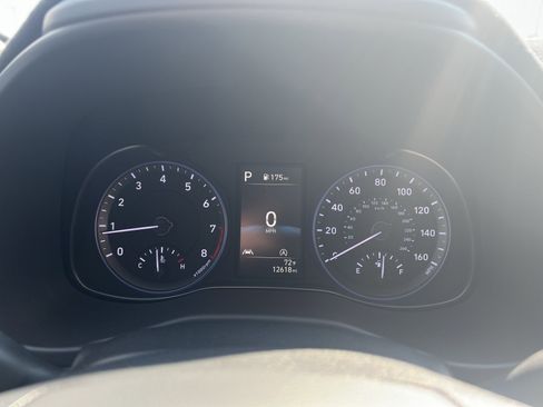 Used 2022 Hyundai Kona SEL image 15