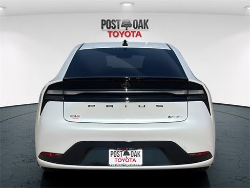 New 2026 Toyota Prius Plug-In Hybrid image 6