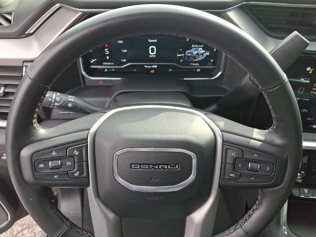 Used 2024 GMC Sierra 2500 Denali w/ Denali Reserve Package AWD/4WD image 4