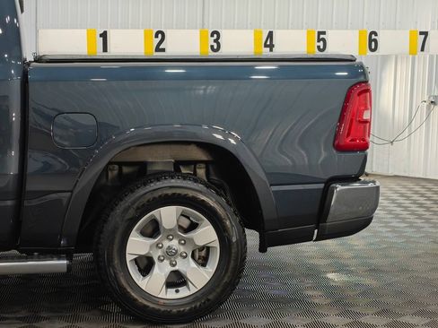 Used 2025 RAM 1500 Big Horn AWD/4WD image 24