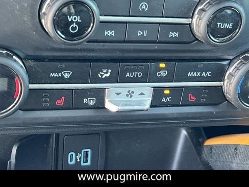 Used 2023 Ford Bronco Badlands w/ Sasquatch Package AWD/4WD image 34
