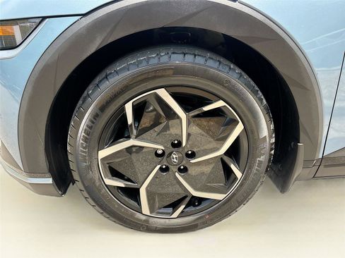 Used 2024 Hyundai Ioniq 5 SEL RWD image 31