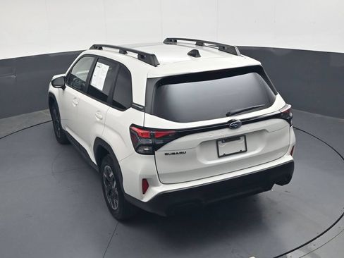 Used 2025 Subaru Forester Premium AWD/4WD image 37