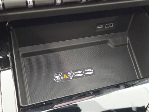 New 2026 GMC Yukon XL Elevation w/ Elevation Premium Package image 33