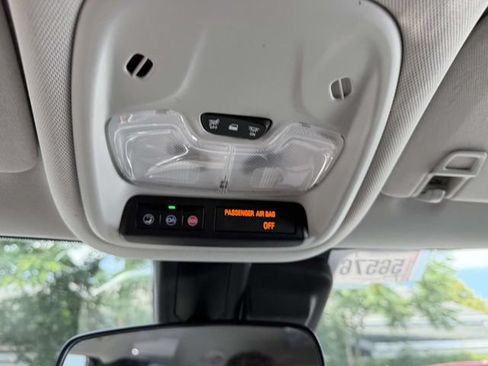 Certified 2023 Chevrolet TrailBlazer LT AWD/4WD image 31