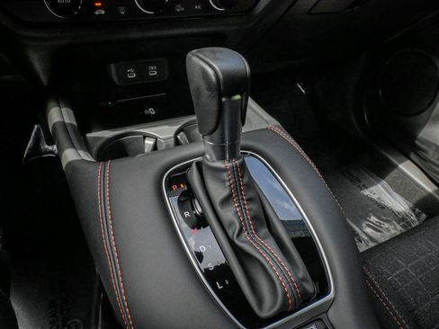 Used 2026 Honda HR-V Sport image 25