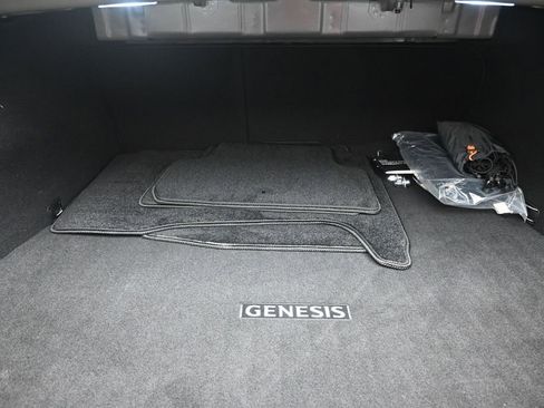 Used 2022 Genesis G70 3.3T w/ Sport Prestige Package AWD/4WD image 16