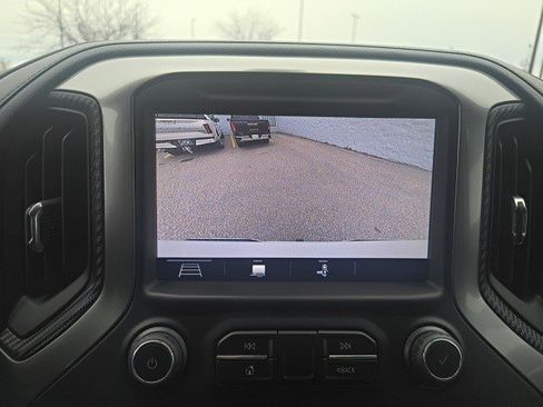 Used 2019 Chevrolet Silverado 1500 RST image 24