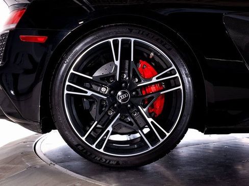 Used 2023 Audi R8 V10 performance image 12