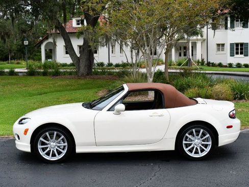 Used 2007 MAZDA MX-5 Miata Grand Touring w/ Premium Pkg image 26