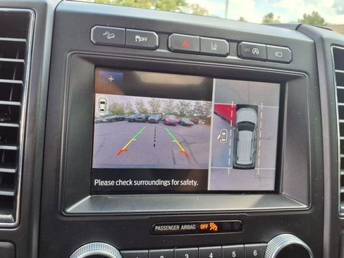 Used 2021 Ford Expedition Limited image 17