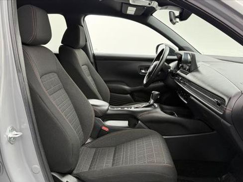 Used 2025 Honda HR-V Sport image 22