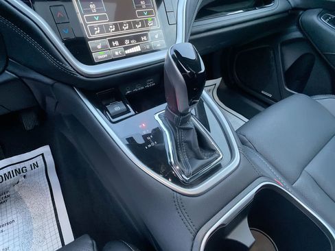 Used 2025 Subaru Outback Limited image 21
