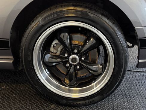 Used 2006 Ford Mustang GT Premium image 8