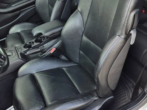 Used 2005 BMW 330Ci Coupe image 22