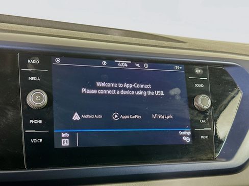 Used 2022 Volkswagen Taos SE image 21