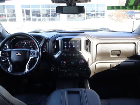 Used 2021 Chevrolet Silverado 2500 LTZ w/ LTZ Convenience Package image 15