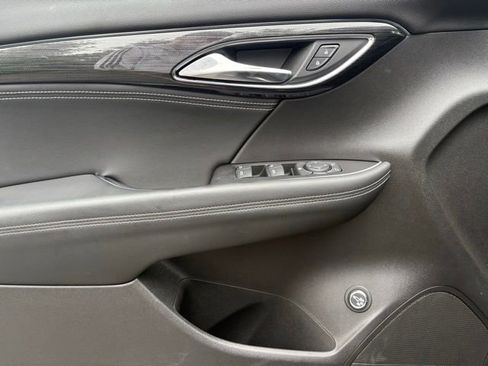 Certified 2023 Buick Envision Preferred FWD image 27