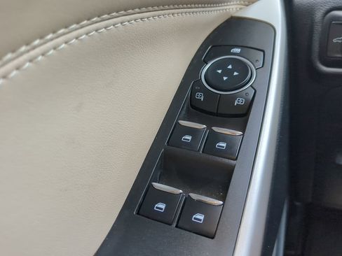 Used 2023 Ford Explorer XLT w/ Equipment Group 202A image 23