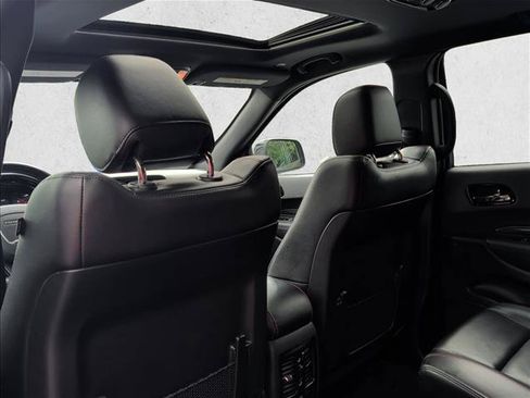 Used 2021 Dodge Durango R/T w/ Technology Group RWD image 16