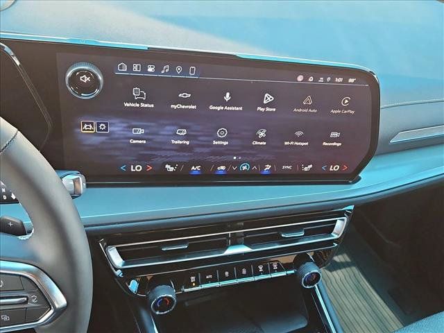 New 2027 Chevrolet Traverse LT w/ Driver Confidence Package FWD image 12