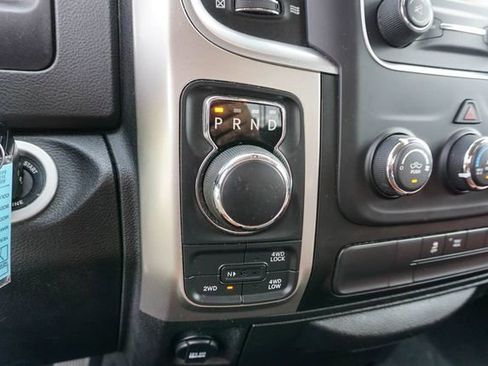 Used 2019 RAM 1500 Classic SLT AWD/4WD image 24