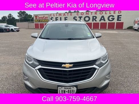 Used 2018 Chevrolet Equinox LT w/ Sun & Infotainment Package FWD image 2