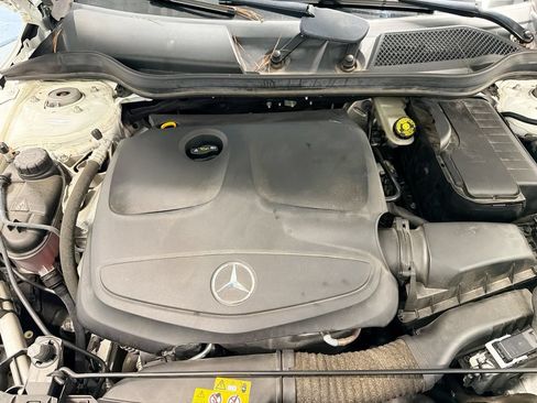 Certified 2020 Mercedes-Benz GLA 250 image 28