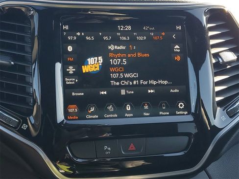 Used 2020 Jeep Cherokee High Altitude image 17