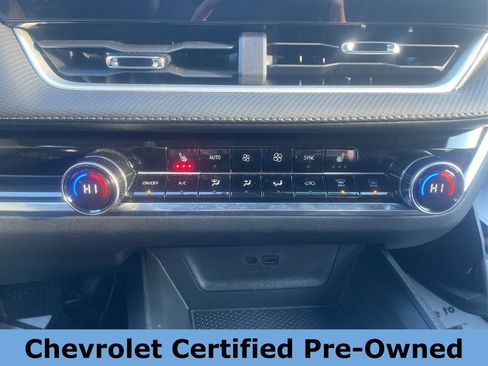 Certified 2025 Chevrolet Equinox LT w/ Convenience Package II image 37