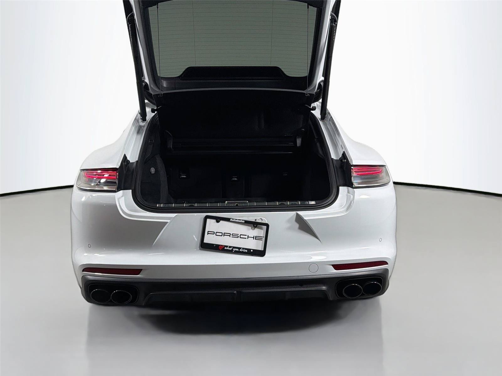 Certified 2023 Porsche Panamera Platinum Edition w/ Sport Chrono Package RWD image 36