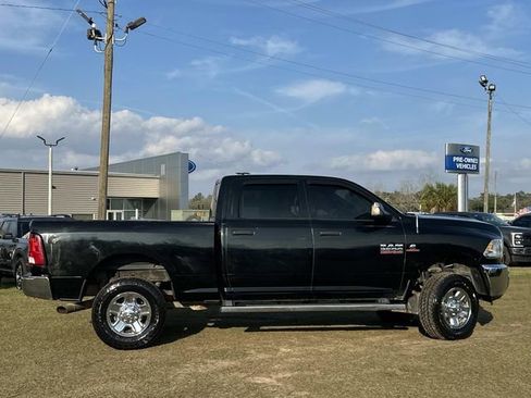 Used 2015 RAM 2500 Tradesman w/ Chrome Appearance Group image 6