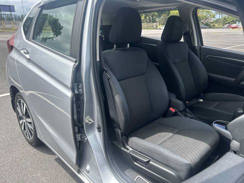 Used 2018 Honda Fit EX image 25