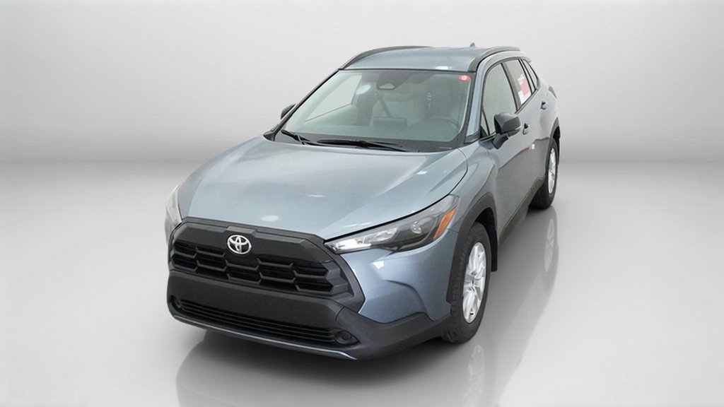 New 2026 Toyota Corolla Cross LE FWD image 3