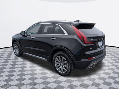 Certified 2020 Cadillac XT4 Premium Luxury w/ Cold Weather Package AWD/4WD image 7