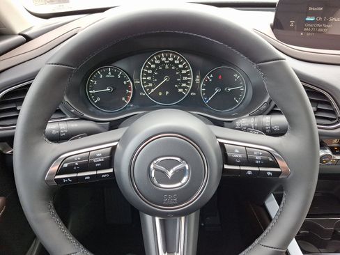 Certified 2025 MAZDA CX-30 2.5 Turbo w/ Premium Plus Pkg image 14