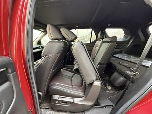 Used 2025 Honda Pilot Black Edition image 7